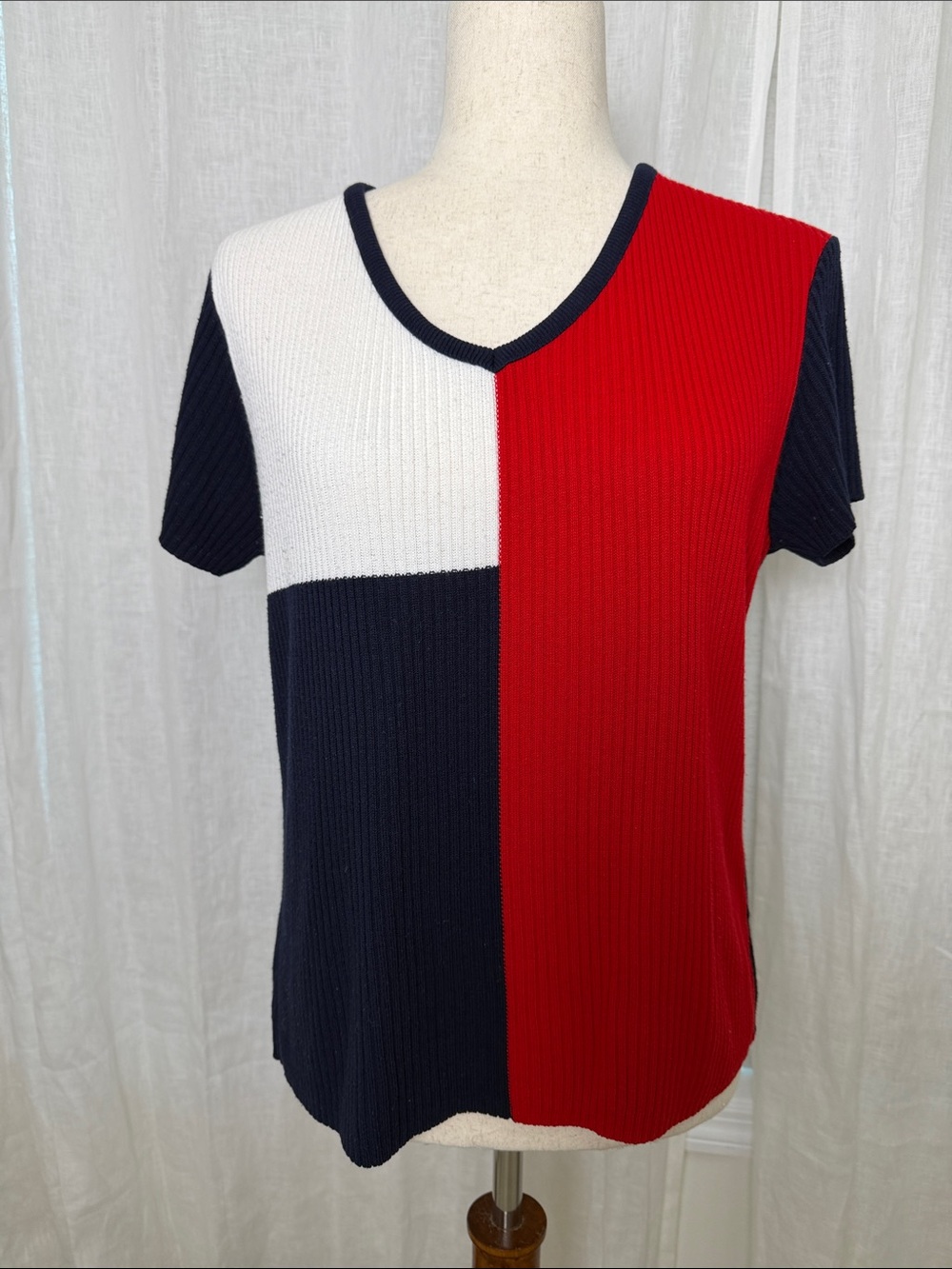 Vintage Colorblock Ribbed V-Neck Top in Red, Navy & White